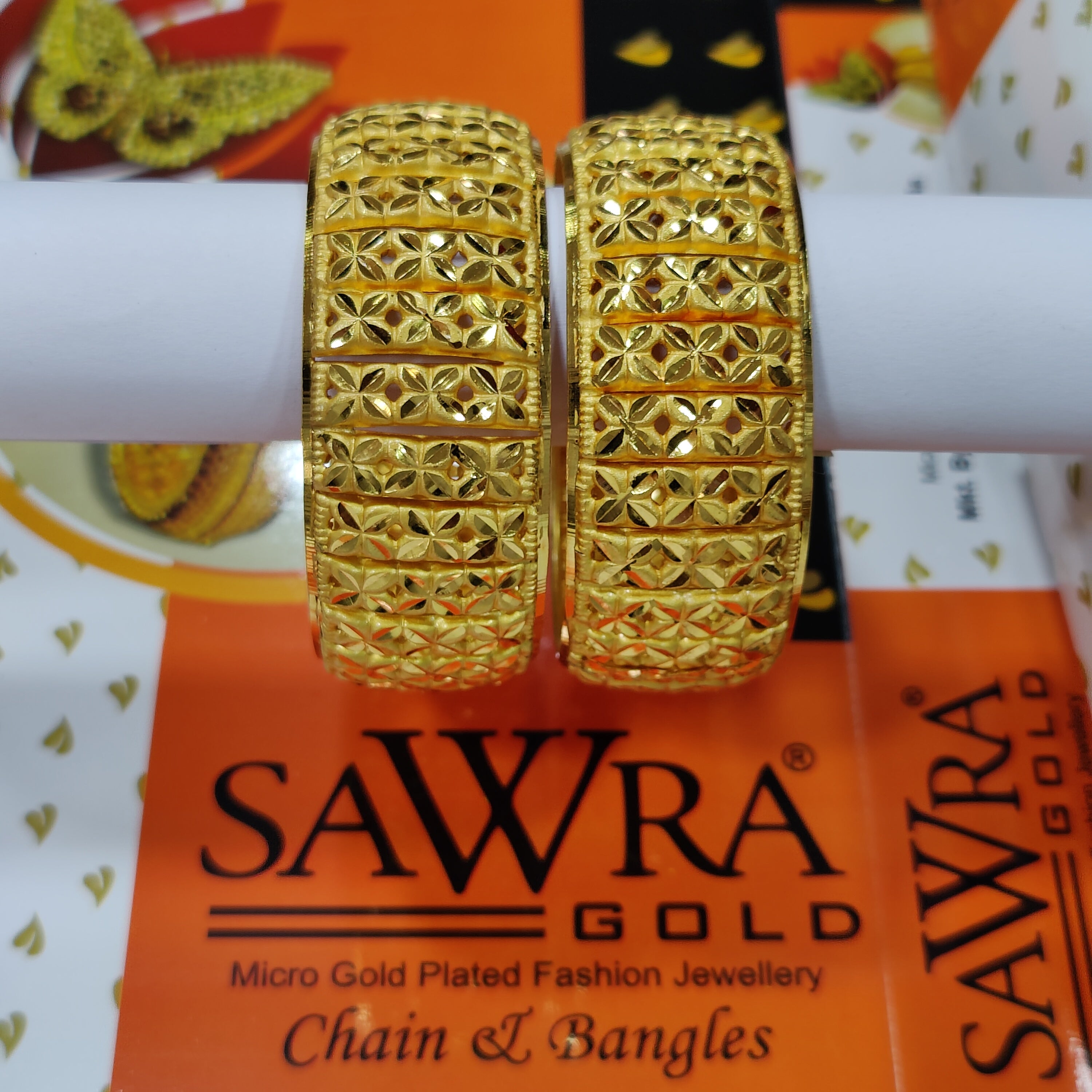 Sawra Gold Bangles 2425 (DZ)